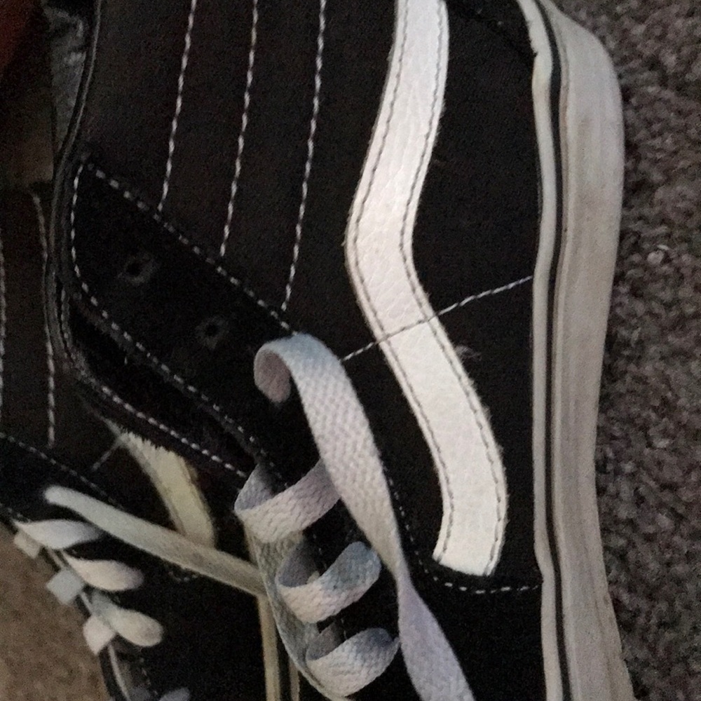 Vans - Picture 2 of 3
